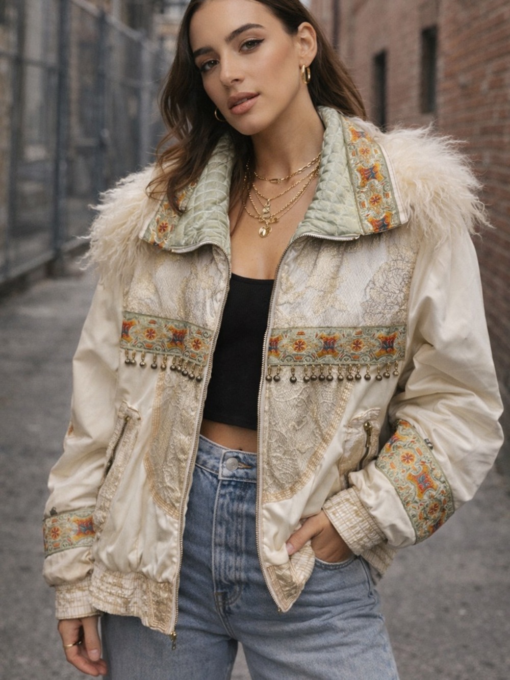 Vintage J. Gallery Puffer Jacket Large Beige Retro Bomber 80s. Rare. Bella